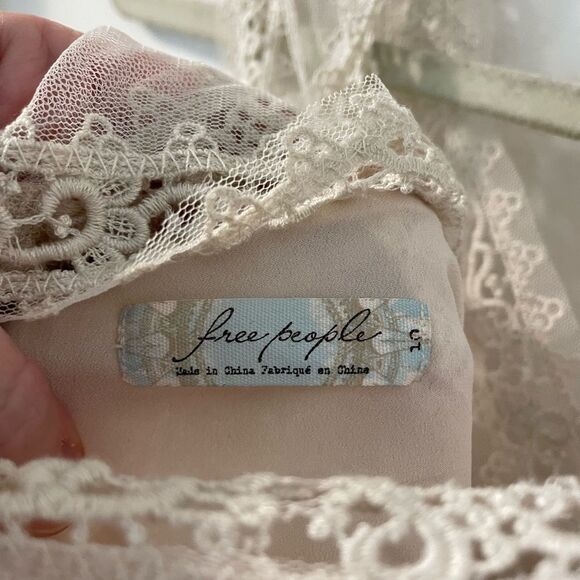 Rare Free People Victoria Bohemian Lace Cream Sheer Back Mini Dress Size 10 - Picture 4 of 12